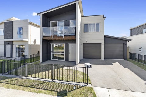 39 Tennille Street, Flagstaff, Hamilton