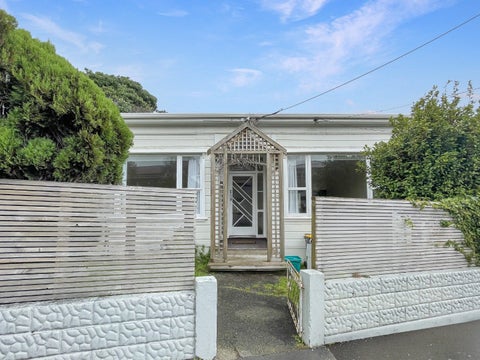 76 Wallace Street, Mount Cook, Wellington