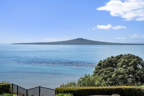 3/64 Seacliffe Avenue, Belmont, Auckland