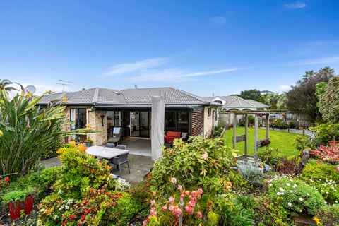 8 Waru Nui Court, Orewa, Orewa