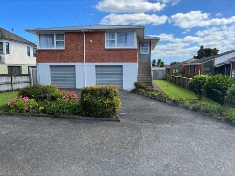 385 Blockhouse Bay Road, Blockhouse Bay, Auckland