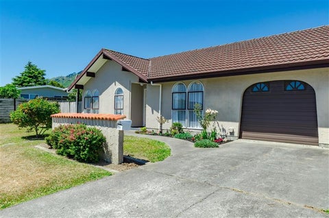 2A Stuart Street, Waikanae, Waikanae