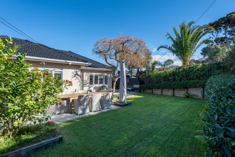 104 Beach Road, Castor Bay, Auckland