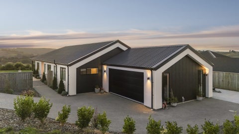 25 Coppermine Crescent, Brightwater, Brightwater