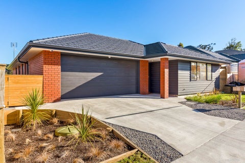 13 Reserva Crescent, Kumeu