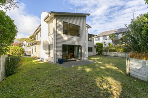 10 Winsley Terrace, Churton Park, Wellington