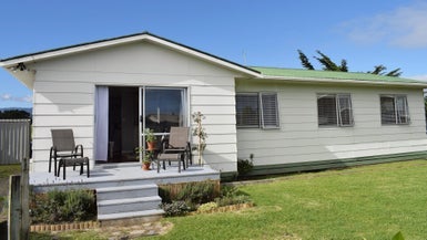 13 Simcox Street, Otaki Beach, Otaki