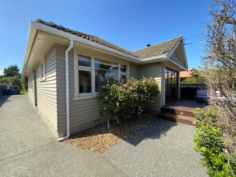 11 Estuary Road, New Brighton, Christchurch