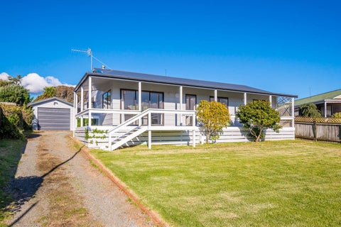 66 Queens Road, Waikanae Beach, Waikanae
