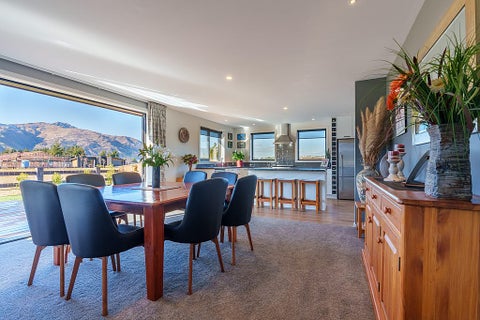 9 Dingle ST, Hawea, Lake Hawea