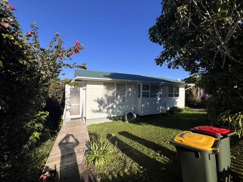 11 Albatross Road, Red Beach, Red Beach