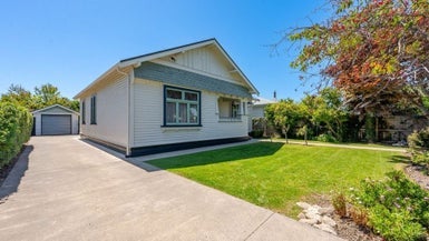 703 Queen Street West, Saint Leonards, Hastings