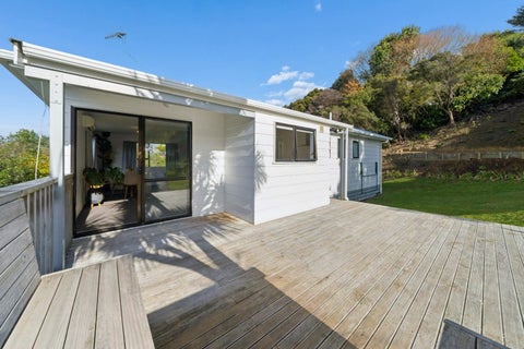 19 Staithes Drive North, Whitby, Porirua