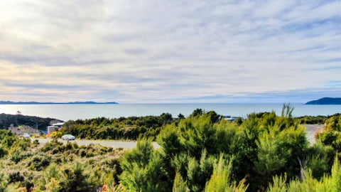 99 Stratford Drive, Cable Bay, Cable Bay