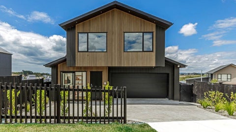 37 Kikorangi Drive, Wainui, Wainui