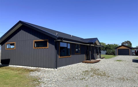 64 Blake Street, Blaketown, Greymouth