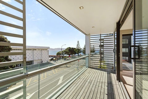 1B/140 Oriental Parade, Oriental Bay, Wellington