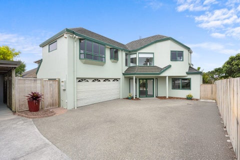 2/36 Devon Road, Bucklands Beach, Auckland