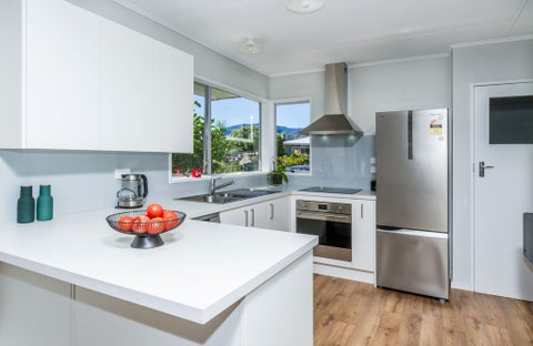2/11 Exeter Street, Stoke, Nelson