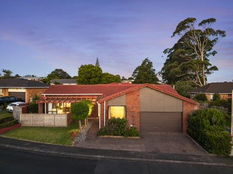 4 Bosnyak Drive, Te Atatu South, Auckland
