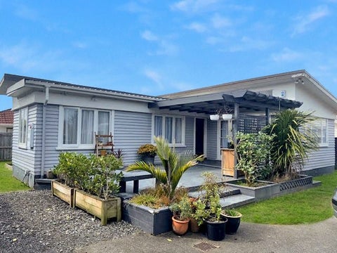 22 Laurie Avenue, Papakura, Papakura