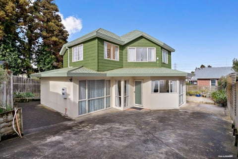 2/559 Richardson Road, Mount Roskill, Auckland