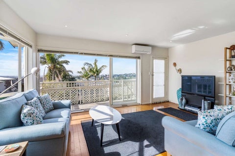 1/349 Glenfield Road, Glenfield, Auckland