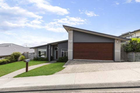 34 Aspiring Terrace, Aotea, Porirua