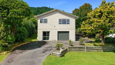 83 Huia Street, Waikanae