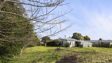 11 Riemenschneider Street, Manaia, Manaia