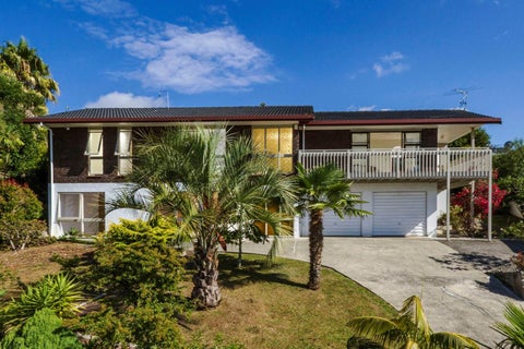 29 Jellicoe Road, Murrays Bay, Auckland