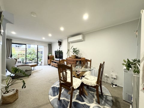 16 Whakawhiti Loop, Avondale, Auckland