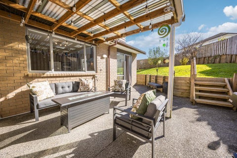 7 Barnacle Rise, Red Beach, Red Beach