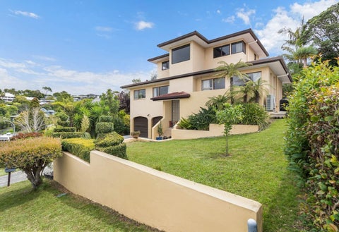 5 Wisteria Way, Mairangi Bay, Auckland