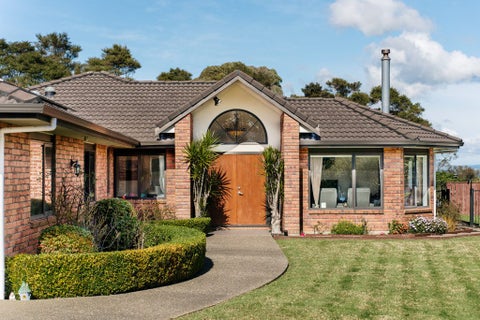 11 Tanah Merah Drive, Papakura, Papakura