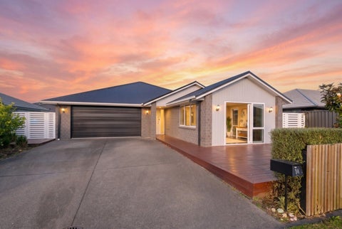 84 Tabraham Crescent, Pyes Pa, Tauranga