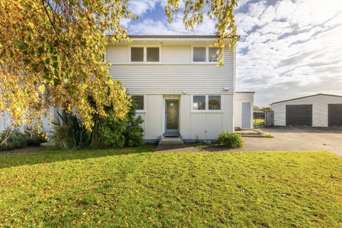 34 Devon Crescent, Bulls
