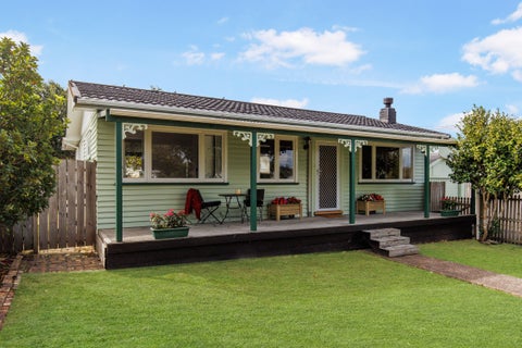 1/16 Lancaster Road, Beach Haven, Auckland