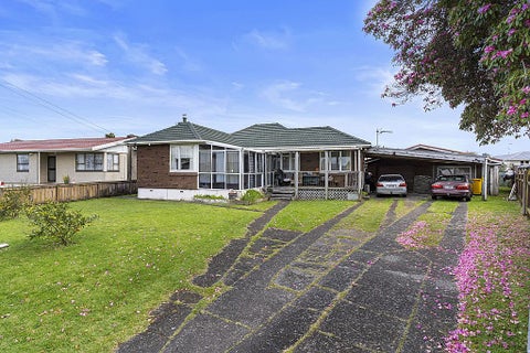 8 Mountbatten Place, Papakura, Papakura
