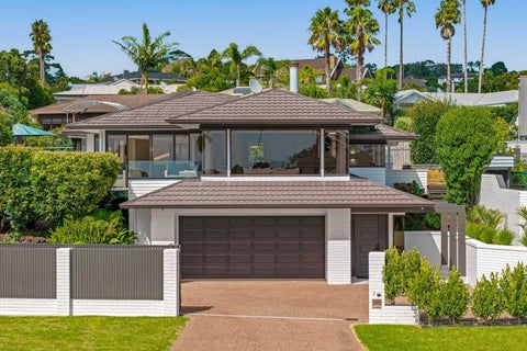 2 Esther Place, Red Beach, Red Beach
