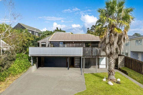 7 Widmore Drive, Massey, Auckland