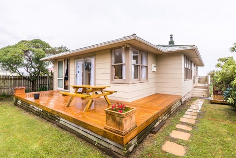 40 Downes Street, Titahi Bay, Porirua