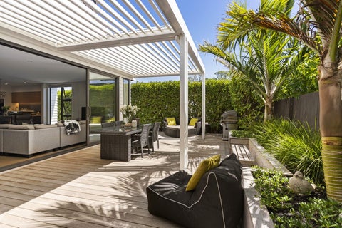 1A Maleme Avenue, Belmont, Auckland