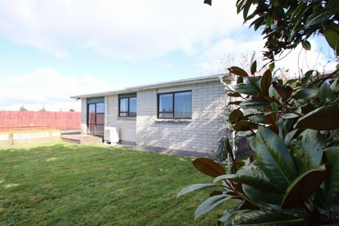 9 Swansea Road, Stratford