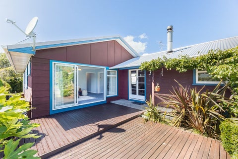 8 Rata Road, Raumati Beach, Paraparaumu