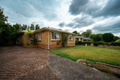 23 Greta Street, Glenview, Hamilton