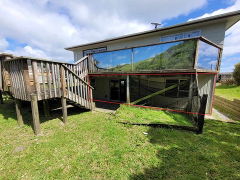 15 Edgecombe Street, Newlands, Wellington