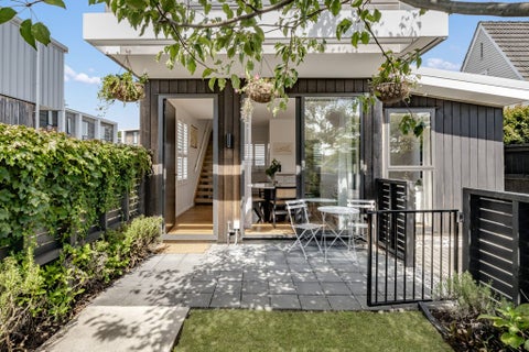 1/4 Glen Atkinson Street, St Heliers, Auckland