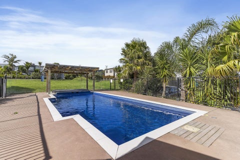 8 Karauria Lane, Orewa, Orewa