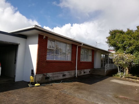 2 Ferguson Avenue, Greenlane, Auckland